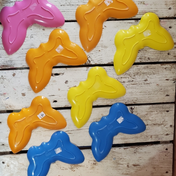 Set of 8 RARE VINTAGE ANDY WARHOL Butterfly Plates - Picture 3 of 7